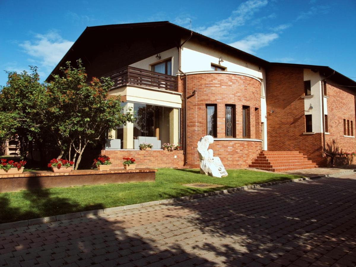 C&c Karo 4*