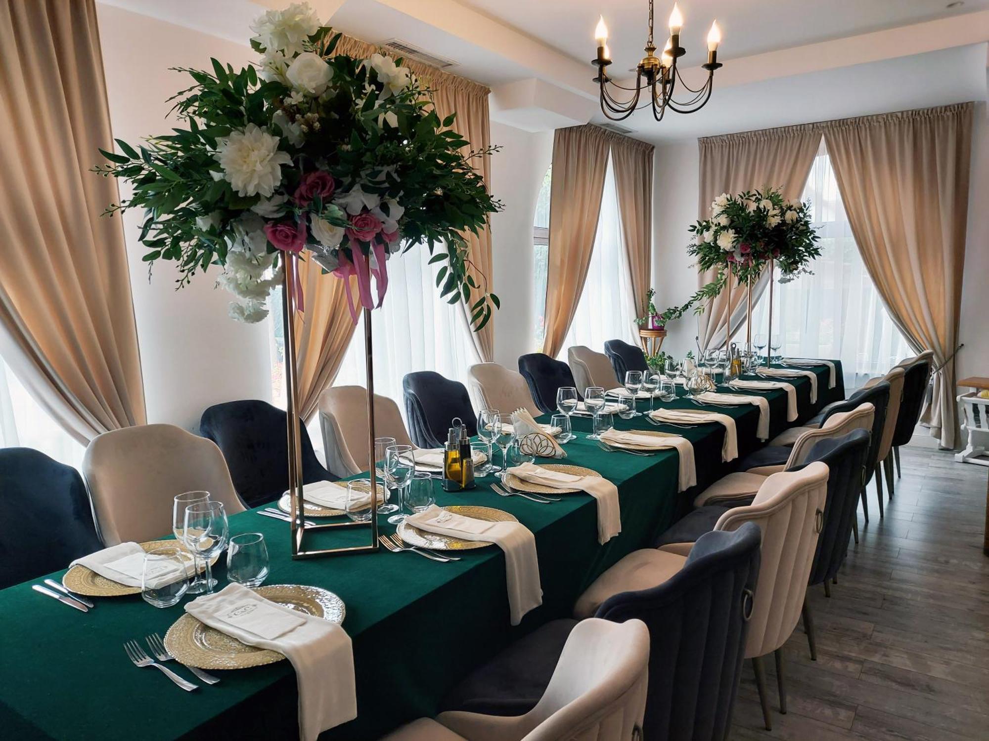 C&c Karo Hotel